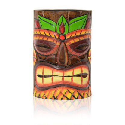 Porte-verre Tiki Tribu - ambiance plage tiki protecteur, porte verre en bois : ATTENTION : porte-verre vendu seul. Verres adaptés vendus séparément Toutes les références compatibles visibles ici Dimensions : H. 15 cm | Ø 8 cm Référence : 295 Collection Les Porte Verres Matière : Bois Couleur : multicolore Incompatible lave-vaisselle - Mondo Déco entreprise francaise
