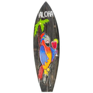 Planche surf Aloha : Décoration murale inspiration Tiki Fabrication artisanale, sculpté et peint à la main 1 pièce Avec une corde pour suspension Dimensions : H. 100 cm Couleurs : multicolore Matière : bois Référence : 7418 Ambiance Tiki - Mondo Déco entreprise française