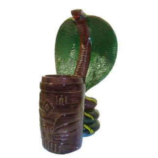 Porte-verre Cobra décoration cocktail - verre à cocktail en résine forme serpent vert et marron - mondo déco entreprise française