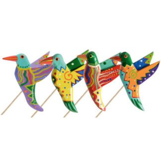 Assortiment Bois Colibris : 200 pièces - Fabrication artisanale - Sur pique en bois - Dimensions : H. 7,5 cm - Référence : 7101 - Matière : Bois - Couleur : Multicolore - Collection : Artisanat Bois - Mondo Déco entreprise française