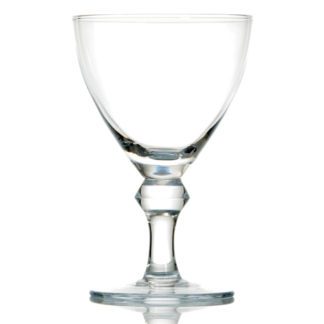 Faites saliver vos convives avec nos magnifiques coupes Richmond. Verre transparent, forme arrondie et évasée. Dimensions : Hauteur 20 cm - Ø 13 cm - 60 cl