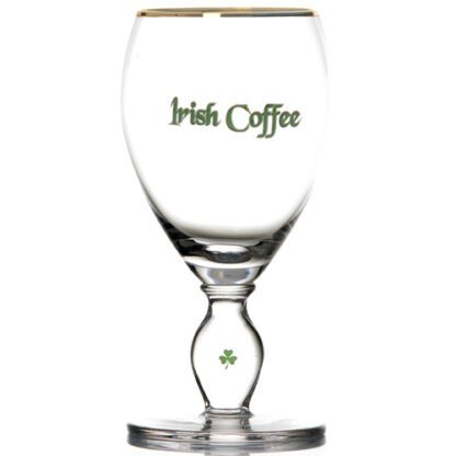 Verres Irish Coffee : 6 pièces Dimensions : H.14,5 cm - Ø 6,2 cm Contenance : 20 cl Couleur : vert, doré, transparent Détail trèfle dans le pied du verre - Matière : verre Référence : 5175 - Mondo Déco entreprise française