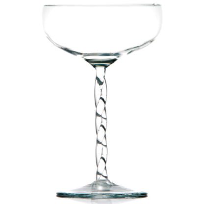 verres à pied torsadé : 6 pièces Dimensions : H. 16,3 cm Ø 10,4 cm Contenance : 24 cl Couleur : transparent Matière : verre Référence : 5633 Compatible lave-vaisselle - Mondo Déco entreprise française