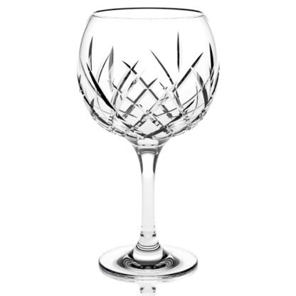 Verre Gin Vintage : 6 pièces Dimensions : H.20 cm - Ø 8,6 cm Contenance : 62 cl Couleur : transparent Matière : verre Référence : 5676 Compatible lave-vaisselle - Mondo Déco entreprise française