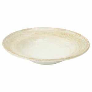 Descriptif des Assiettes Bohème Pasta : Référence : 5766 6 pièces Dimensions : ø 24 cm Matière : Porcelaine Couleur : Beige Garantie fabricant anti ébréchures Résistantes aux chocs et aux rayures Compatible lave-vaisselle et micro-ondes