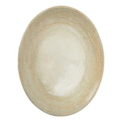 Descriptif des Assiettes Bohème Ovale : Référence : 5768 6 pièces Dimensions : 31 x 24 cm Matière : Porcelaine Couleur : Beige Garantie fabricant anti ébréchures Résistantes aux chocs et aux rayures Compatible lave-vaisselle et micro-ondes