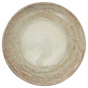 Descriptif des Assiettes Bohème PM : Référence : 5769 6 pièces Dimensions : ø 23 cm Matière : Porcelaine Couleur : Beige Garantie fabricant anti ébréchures Résistantes aux chocs et aux rayures Compatible lave-vaisselle et micro-ondes