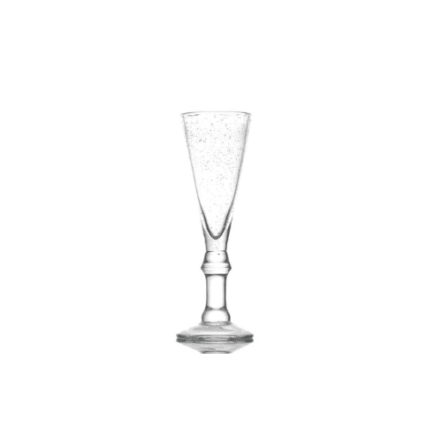 Shorts drink Bullés : 6 pièces Dimensions : H. 21 cm | Ø 7 cm Contenance : 17 cl Référence : 510B Matière : verre soufflé Couleur : Transparent Compatible lave-vaisselle Éviter les chocs thermiques ** Nos verres et coupes, de fabrication artisanale, sont des pièces uniques. De fait, les dimensions et couleurs peuvent légèrement varier d'une pièce à l'autre **