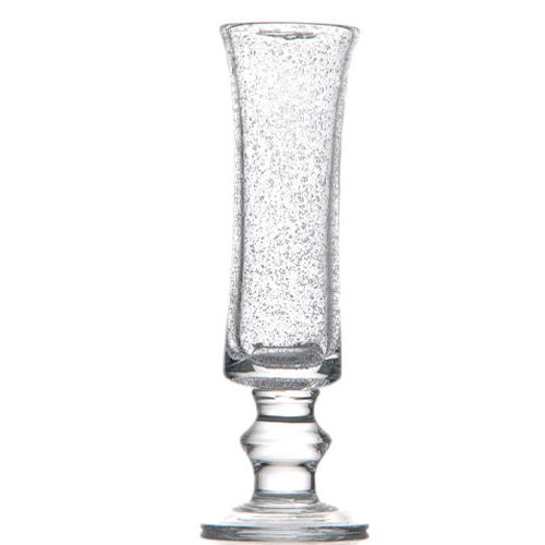 Verres cocktail Bullés : 6 pièces Dimensions : H. 23 cm | Ø 6,5 cm Contenance : 23 cl Référence : 511B Matière : verre soufflé Couleur : Transparent Compatible lave-vaisselle Éviter les chocs thermiques ** Nos verres et coupes, de fabrication artisanale, sont des pièces uniques. De fait, les dimensions et couleurs peuvent légèrement varier d'une pièce à l'autre **