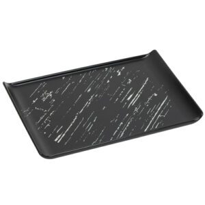 Descriptif des Assiettes Plateaux noires signature : Référence : 5387 6 pièces Dimensions : 34 x 24 cm Matière : Porcelaine Couleur : noir Compatible lave-vaisselle et micro-ondes