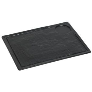 Descriptif des Assiettes rainurées Tanneur PM : Référence : 5403 6 pièces Dimensions : 33,5 x 24 cm Matière : Porcelaine Couleur : Noir Compatible lave-vaisselle