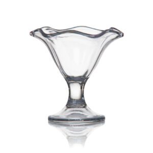 Descriptif des Coupes Fleur PM polycarbonate : Référence : 5762 4 pièces Dimensions : H.13.3 cm Ø13,6 cm Contenance : 24 cl Matière : Polycarbonate Couleur : Transparent Compatible lave-vaisselle Incassables
