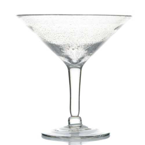 Verres géants Martini bullés : Fabrication artisanale 2 pièces Dimensions : H. 27 cm | Ø 26 cm Contenance : 2,5 L Matière : Verre soufflé Couleur : Transparent Référence : 5784 Passable en lave-vaisselle Éviter les chocs thermiques ** Nos verres et coupes, de fabrication artisanale, sont des pièces uniques. De fait, les dimensions et couleurs peuvent légèrement varier d'une pièce à l'autre ** verre à cocktail géant