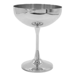 Descriptif de la Coupe à glace Inox : Référence : 5795 1 pièce Dimensions : H.13,8 cm Ø10,4 cm Contenance : 25 cl Matière : Inox Couleur : Argent Compatible lave-vaisselle