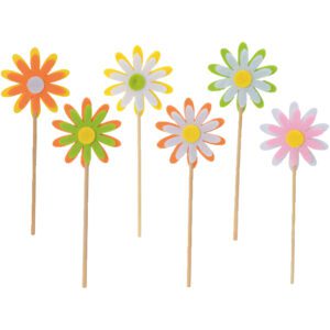 Descriptif des Fleurs Marguerites : 300 pièces Dimensions :ø 5 cm Référence : 7400 Matière : Bambou/Feutrine Couleur : Multicolore