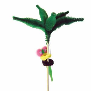 Descriptif des Singes grimpeurs : 200 pièces Dimensions : H 10 cm Référence : 747 Matière : Bambou/Feutrine Couleur : Multicolore