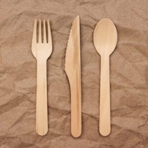 Couverts en bois
