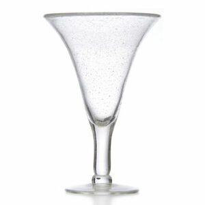 Coupes Roma bullée : Fabrication artisanale Éviter les chocs thermiques Référence : 5241 4 pièces Dimensions : H.24,5 cm - Ø20,7 cm Contenance : 40 cl Matière : Verre soufflé Couleur : transparent Compatible lave-vaisselle ** Nos verres et coupes, de fabrication artisanale, sont des pièces uniques. De fait, les dimensions et couleurs peuvent légèrement varier d'une pièce