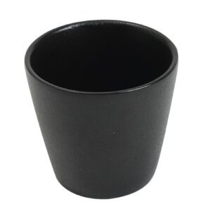 tasses noires : Référence : 5400 8 pièces Dimensions : H.6 cm Contenance : 10 cl Matière : céramique Couleur : noir Compatible lave-vaisselle
