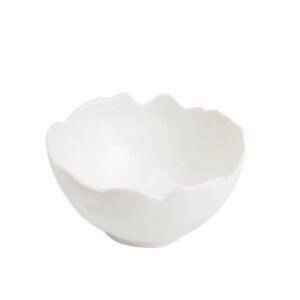 petit bol blanc : Bords irréguliers, type coquille d'œuf cassée Référence : 5517 6 pièces Dimensions: H. 4.6 cm; Ø 9.6 cm Matière : céramique Couleur : blanc Compatible lave-vaisselle Support vendu séparément (référence 5518)