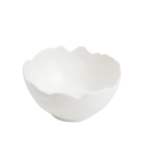 petit bol blanc : Bords irréguliers, type coquille d'œuf cassée Référence : 5517 6 pièces Dimensions: H. 4.6 cm; Ø 9.6 cm Matière : céramique Couleur : blanc Compatible lave-vaisselle Support vendu séparément (référence 5518)