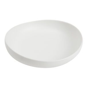 assiettes creuses blanches (grand modèle) : Référence : 5524 4 pièces Dimensions : 25,7 x 25 cm H. 6,2 cm Matière : céramique Couleur : blanc Compatible lave-vaisselle