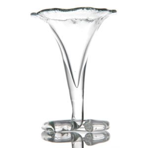 Descriptif de la Corne d'abondance : 1 pièce Dimensions : H. 20,5 cm Ø15,5 cm Contenance : 35 cl Référence : 542 Matière : Verre soufflé Couleur : transparent Compatible lave-vaisselle Coupe soufflée à la bouche, la taille peut varier spéciale HORECA